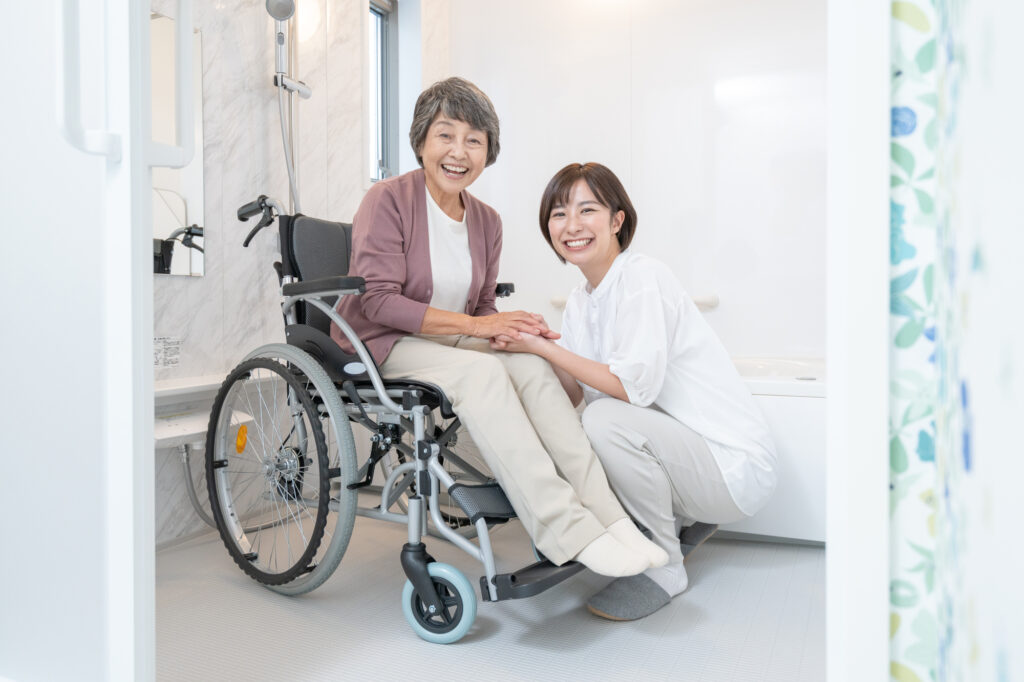 入浴中の異変に備える緊急時の対応手順